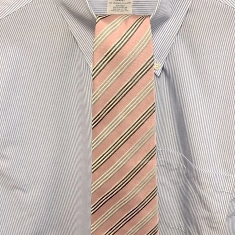 Donald J Trump Signature Collection Pink Gray Navy White Striped 100% Silk Tie